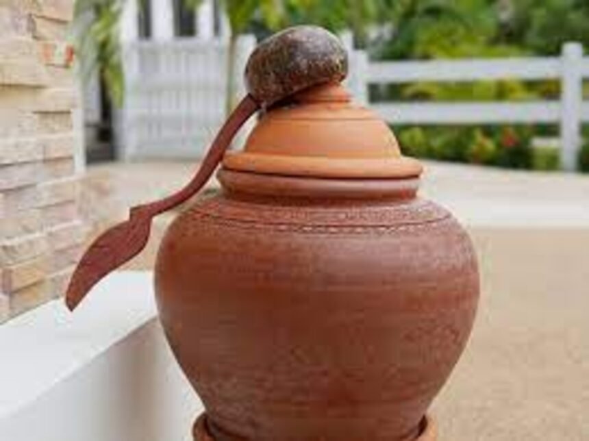 Unveiling the Health Benefits of Clay Pot Drinking Water