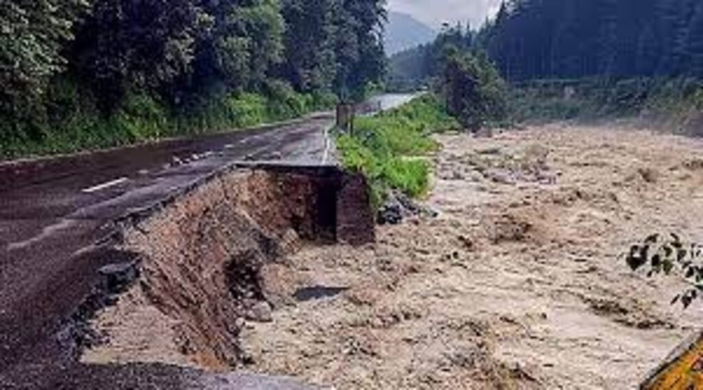 Landslides and Rains Wreak Havoc in Himachal Pradesh