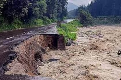 Landslides and Rains Wreak Havoc in Himachal Pradesh
