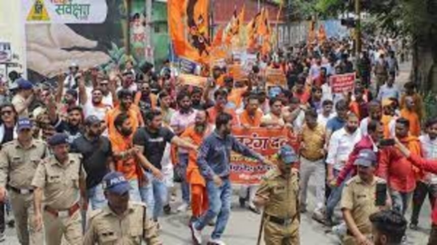 Hindu Outfit's Mahapanchayat to Resume Religious March