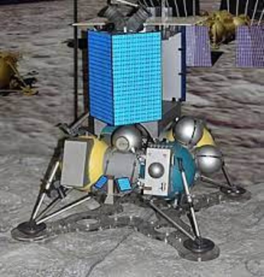 Technical Glitch Hampers Russia's Luna-25 Moon Landing Mission