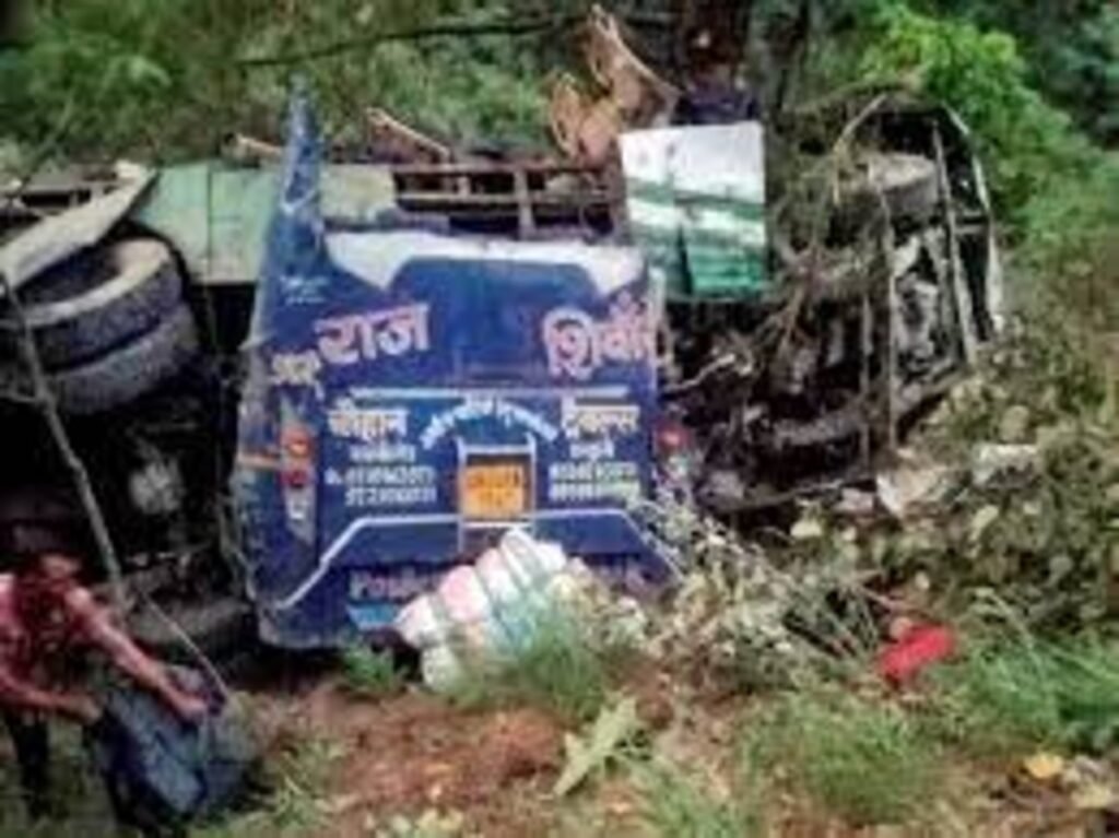 Tragic Bus Accident Claims Seven Lives and Injures 27 in Uttarkashi Gorge