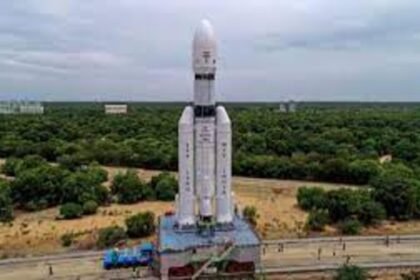 Chandrayaan-3 Spacecraft Nears Historic Moon Landing