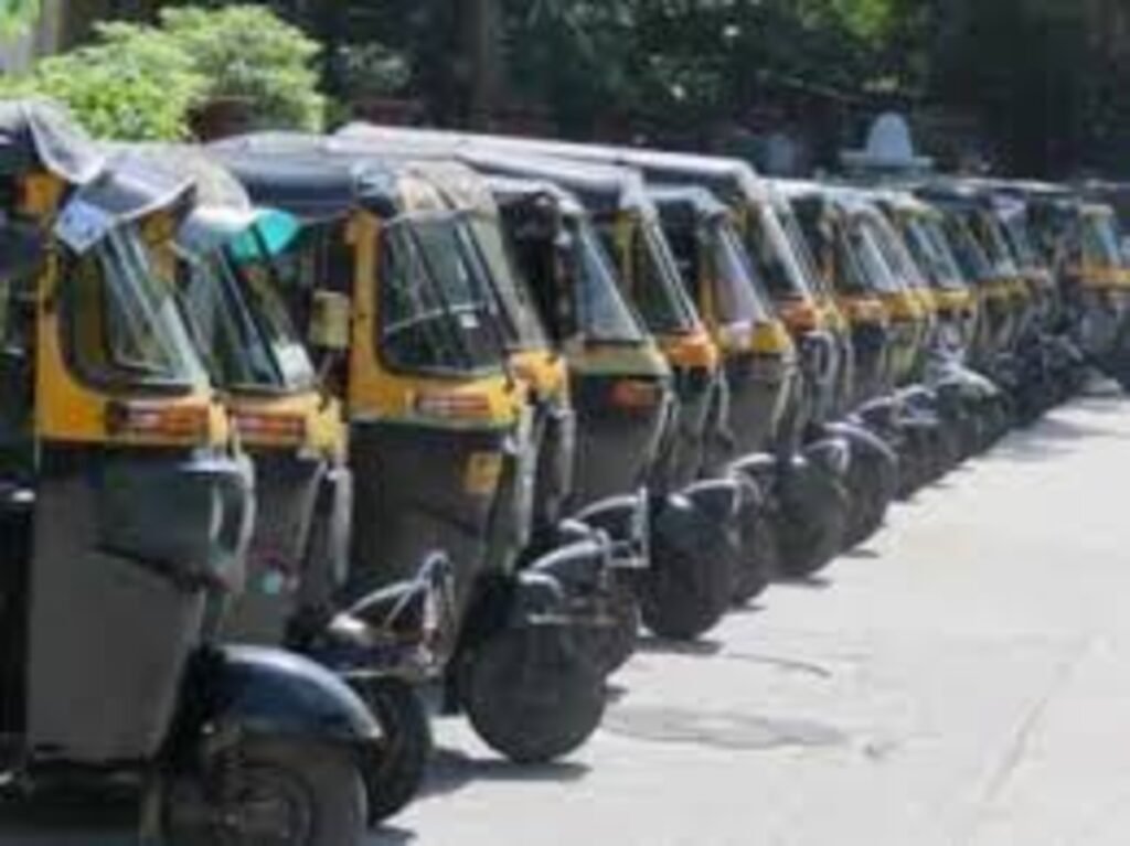 Woman's Approach to easy communication Between auto drivers and customers 